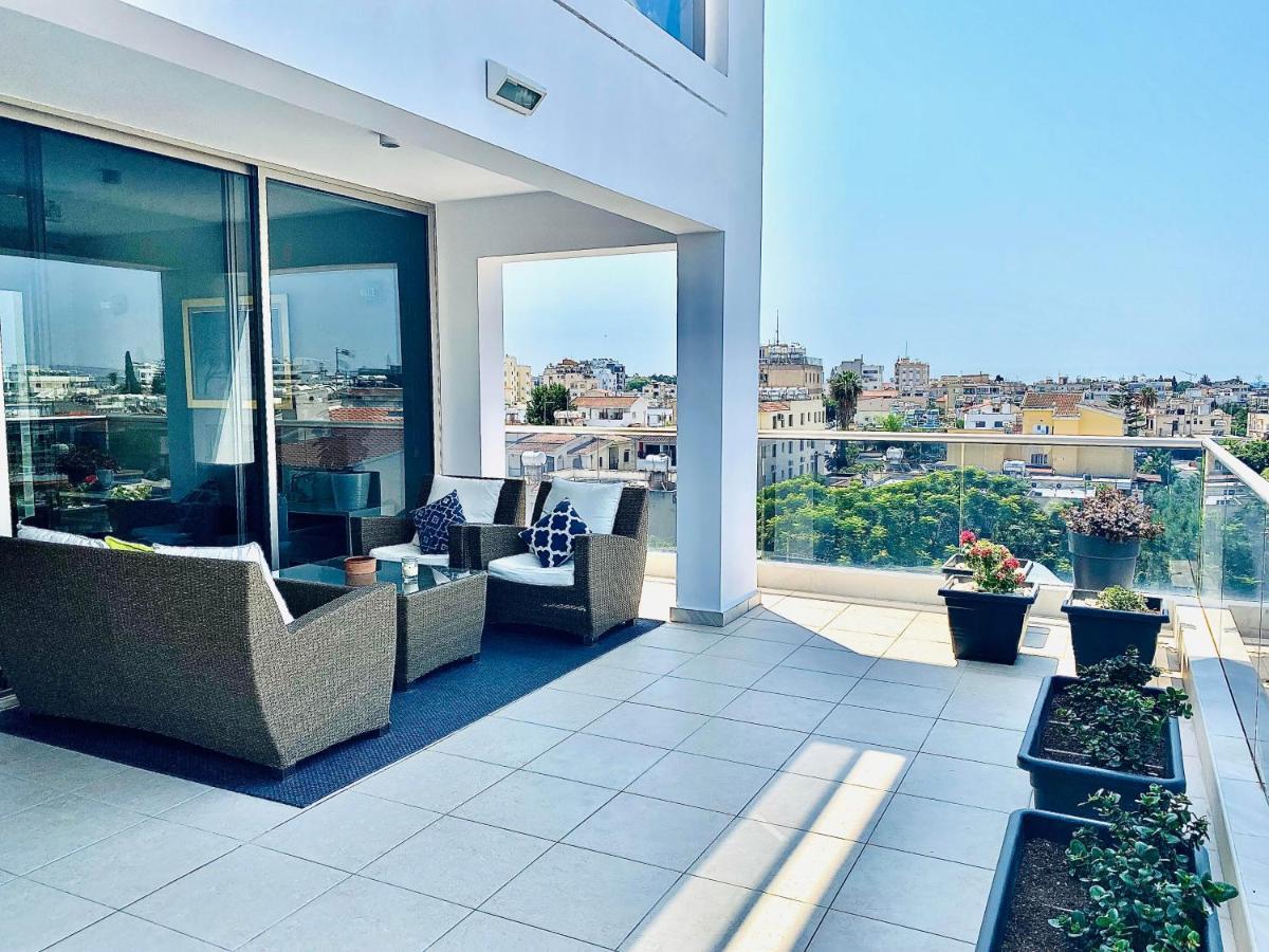 The Penthouse 401 Apartman Lárnaka Kültér fotó