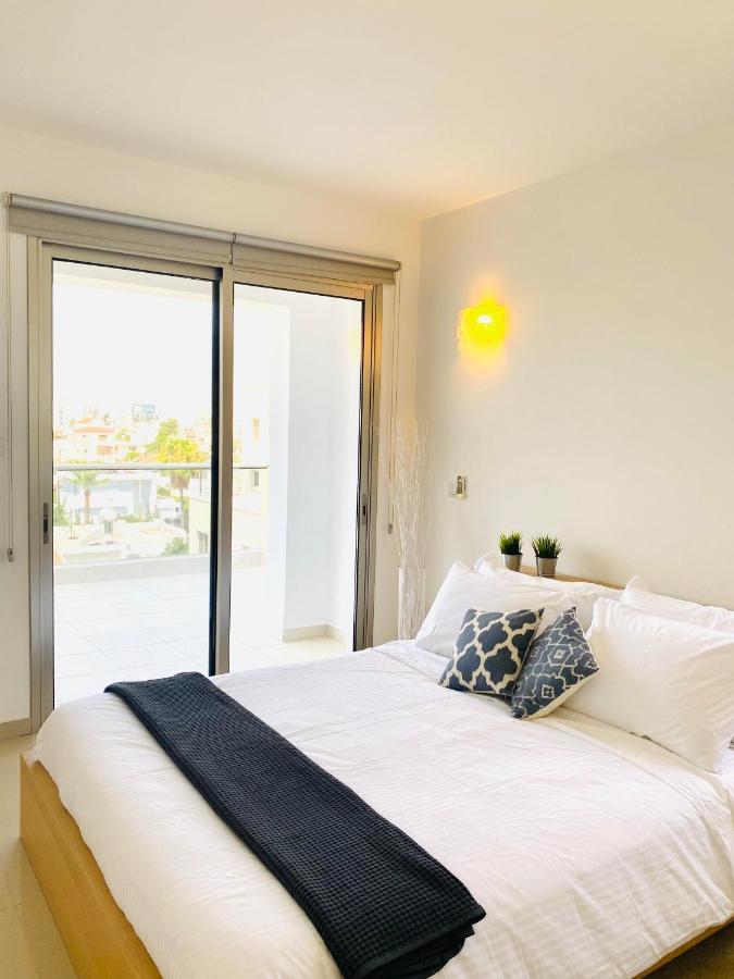 The Penthouse 401 Apartman Lárnaka Kültér fotó