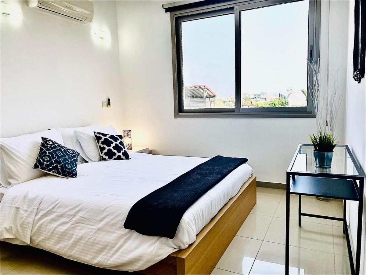 The Penthouse 401 Apartman Lárnaka Kültér fotó